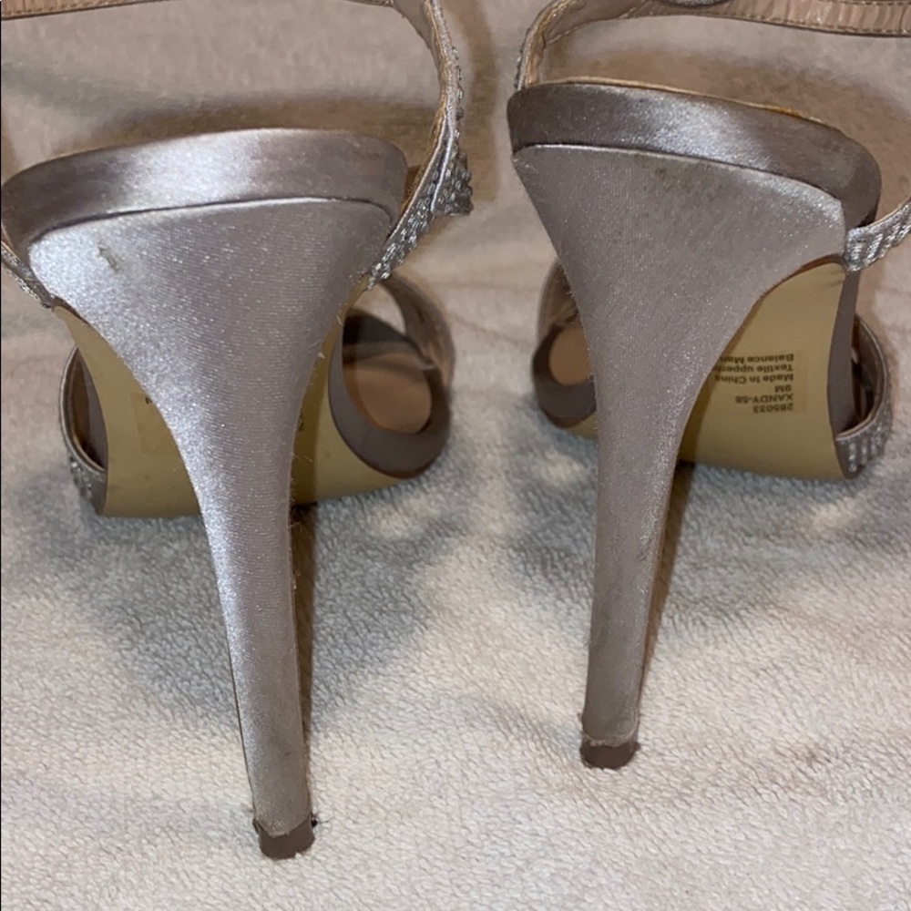 Used Silver Heels - Picture 8 of 10